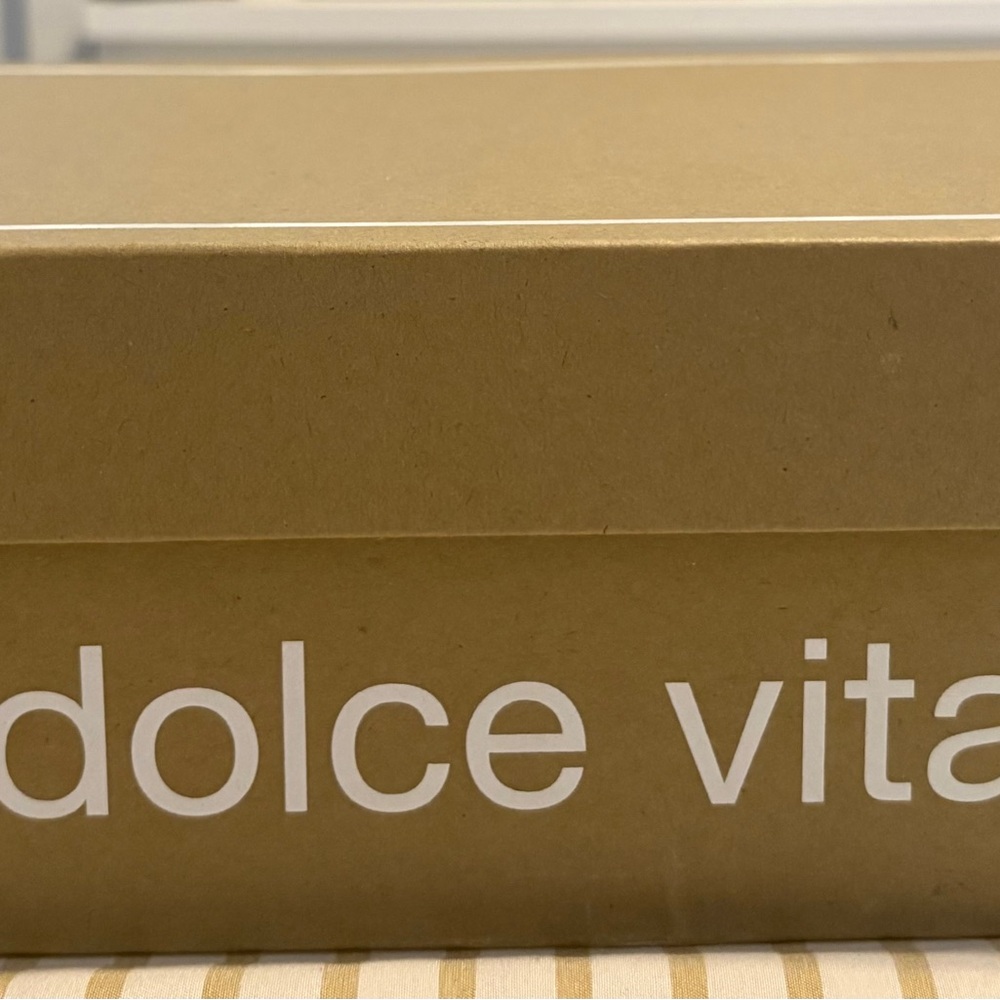 Dolce Vita Hardin brown crinkle patent